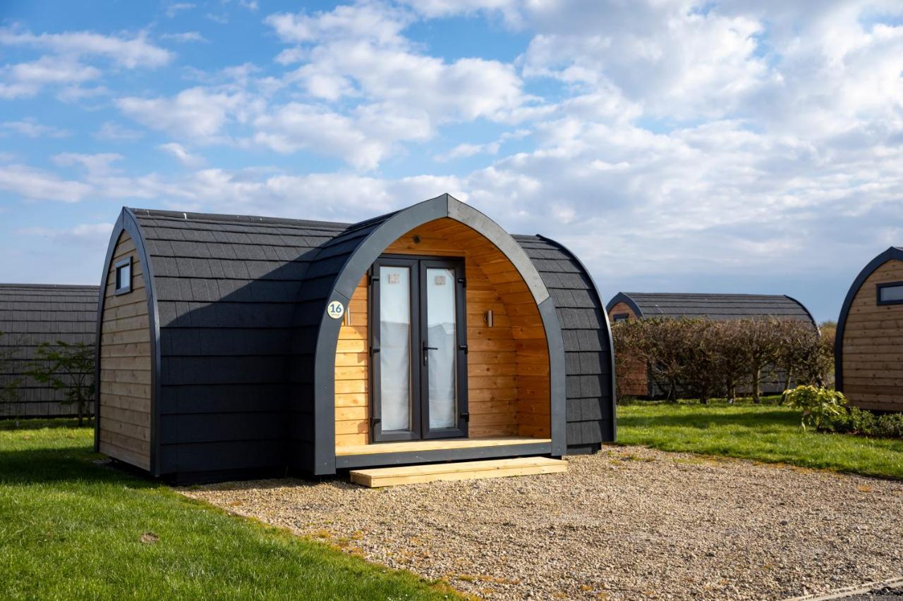 Camping Pods, Dovercourt Holiday Park Hotel Harwich Buitenkant foto